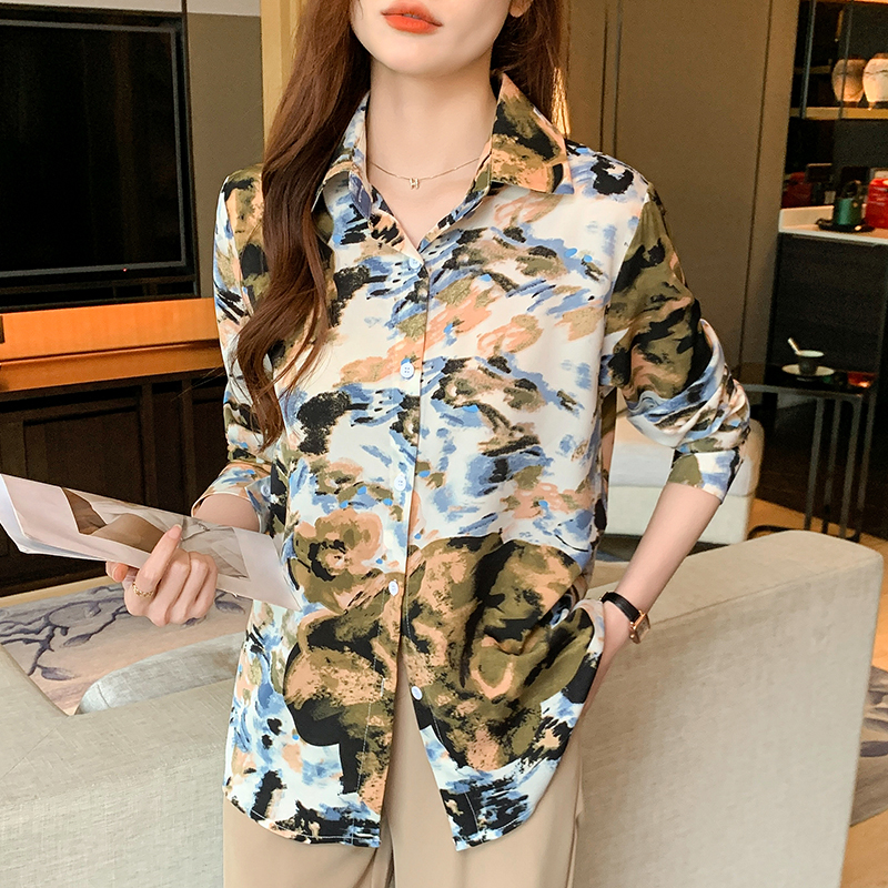 Printing shirt lapel bottoming shirt for women