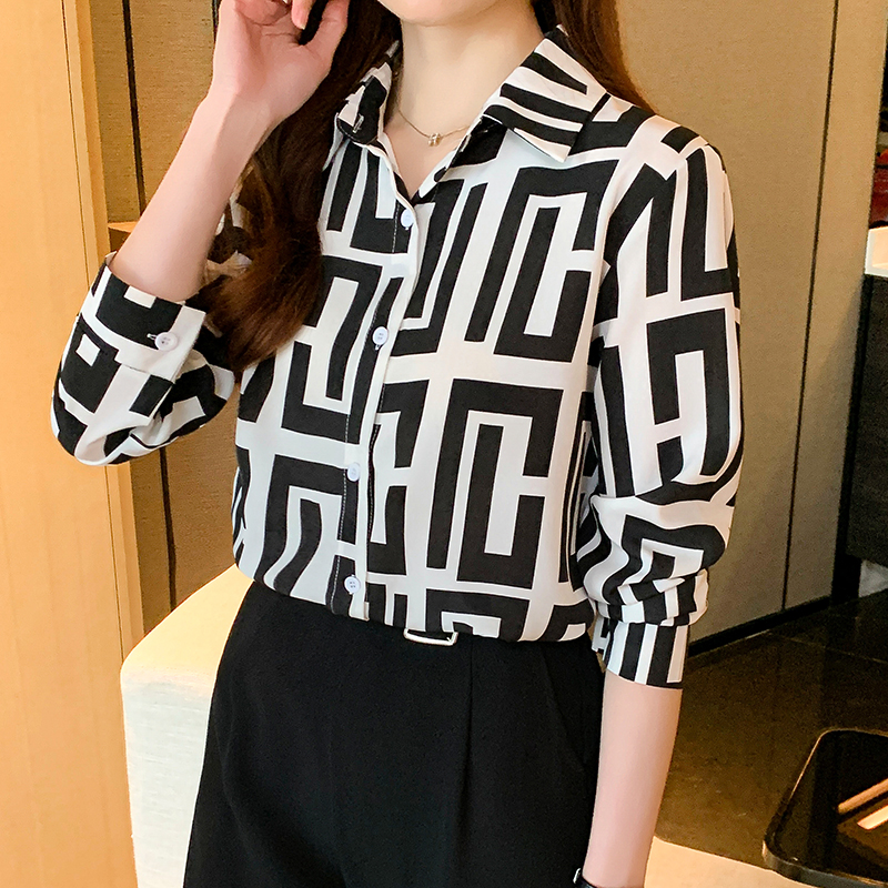 Long sleeve pattern geometry chiffon autumn shirt for women