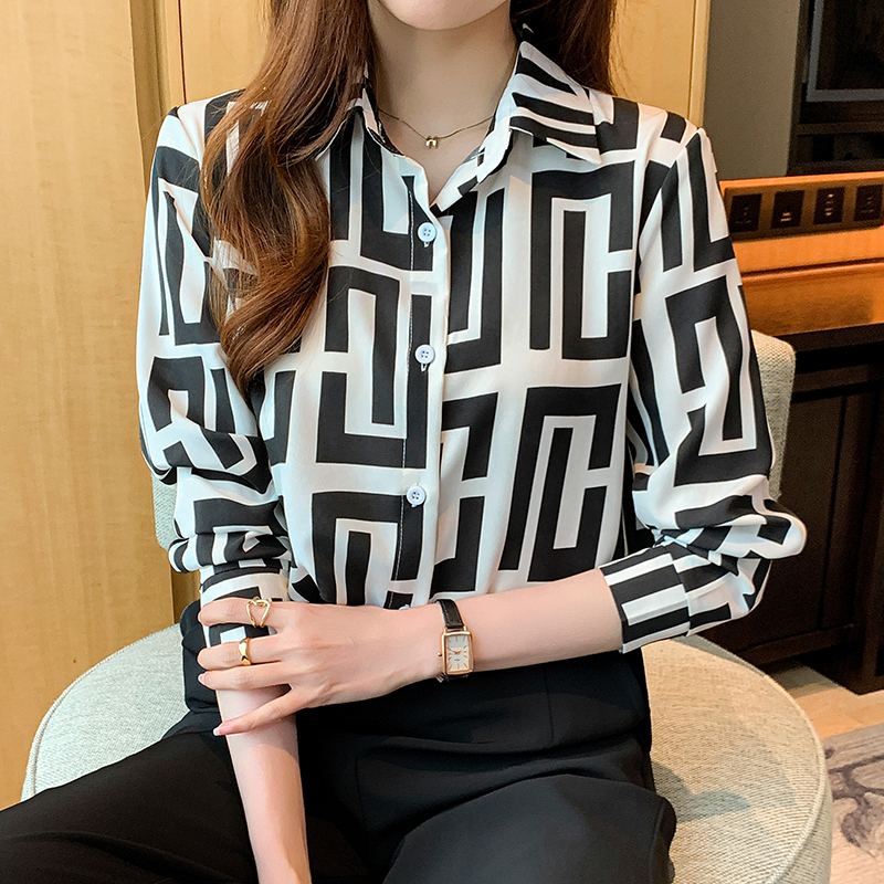 Long sleeve pattern geometry chiffon autumn shirt for women