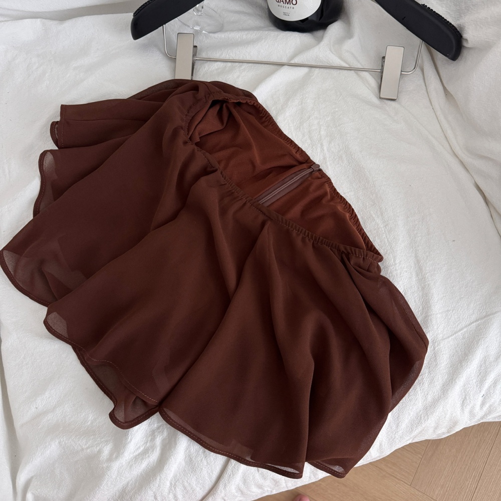 Sleeveless spicegirl short skirt summer enticement tops a set