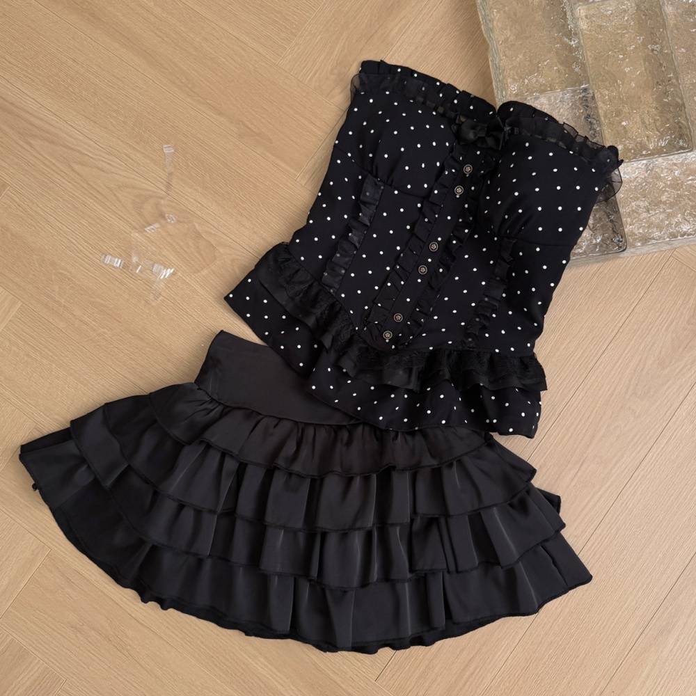 Enticement high waist short skirt polka dot vest a set