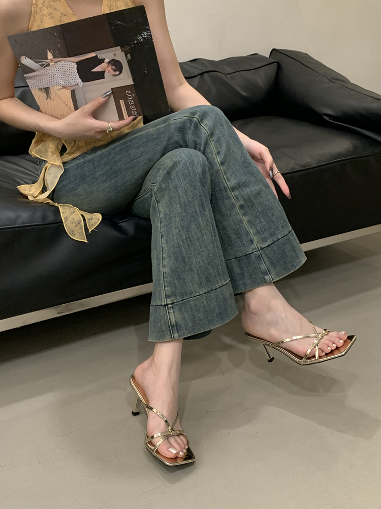 Open toe summer slippers wears outside sandals