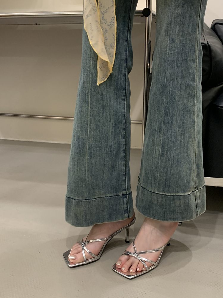 Open toe summer slippers wears outside sandals