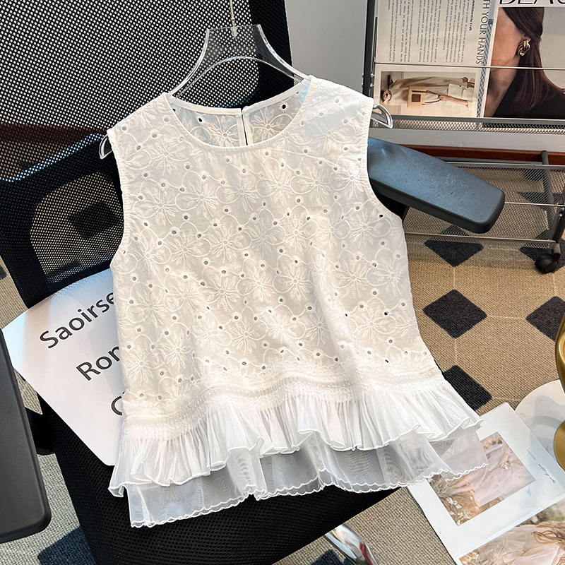 Slim round neck summer embroidered vest hollow splice pure shirt