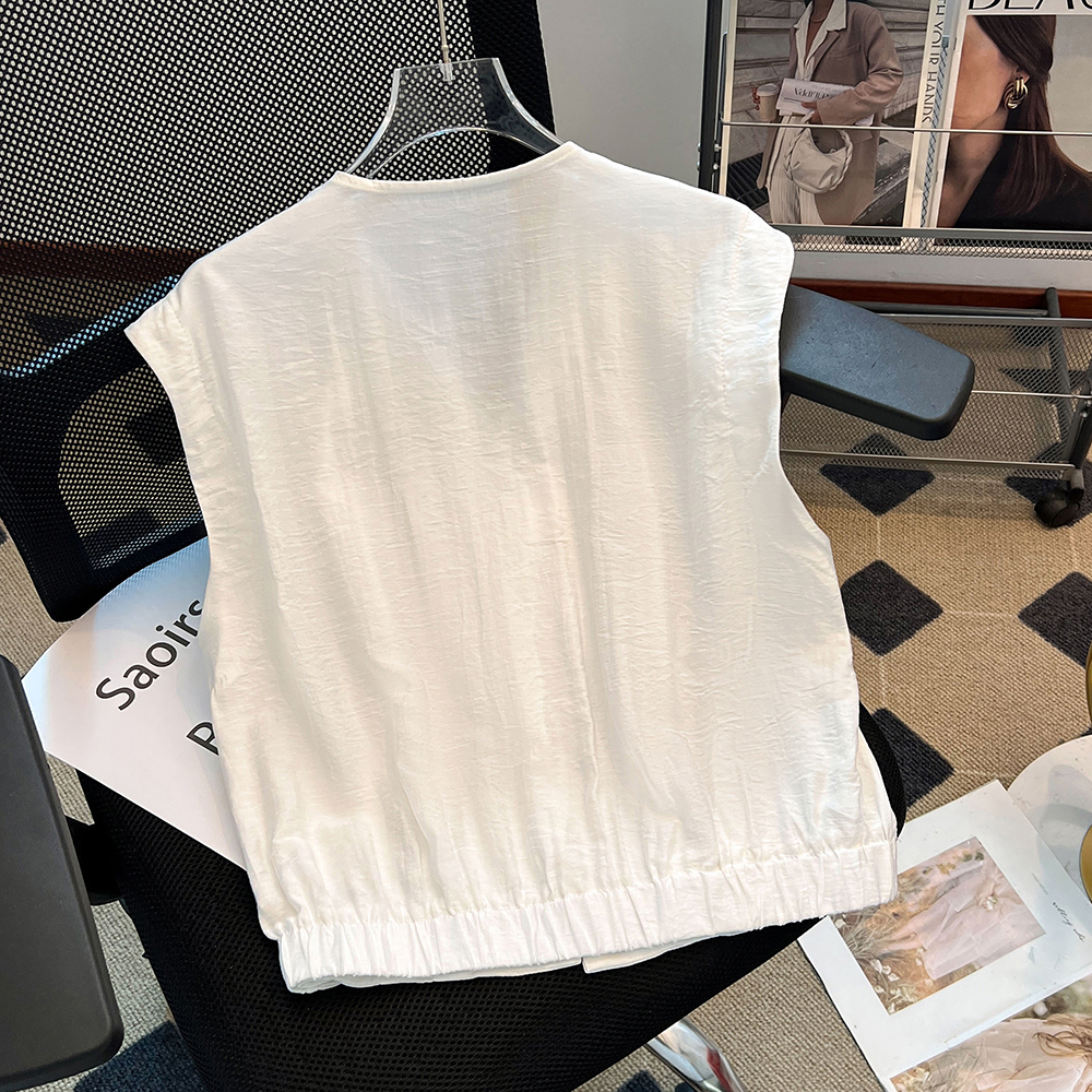 Sleeveless loose short niche V-neck summer thin shirt for women