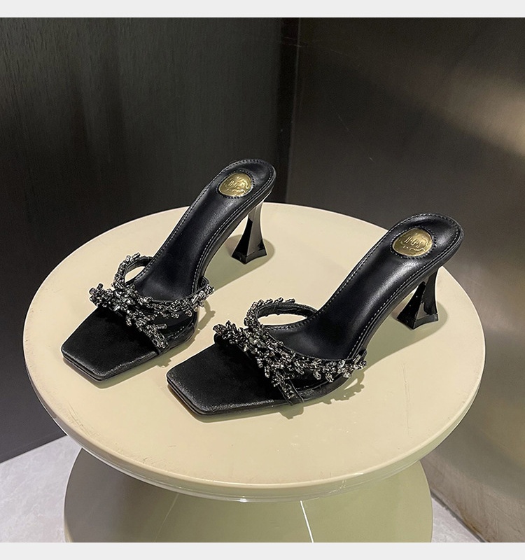Fashion fine-root rhinestone high-heeled slippers