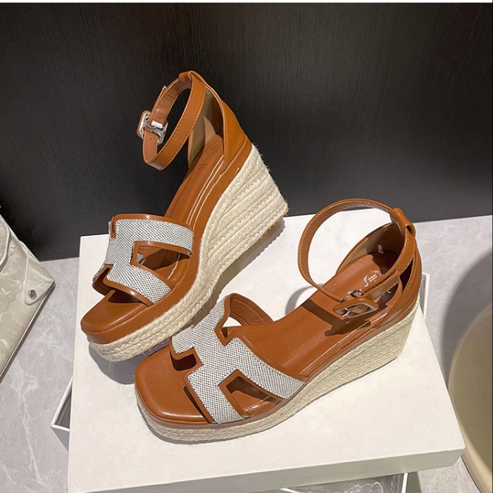 Thick crust weaving retro slipsole sandals