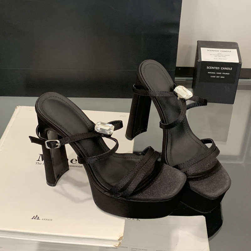 Black high-heeled shoes sandals for women
