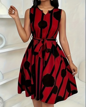Digital waistband sleeveless printing dress for women