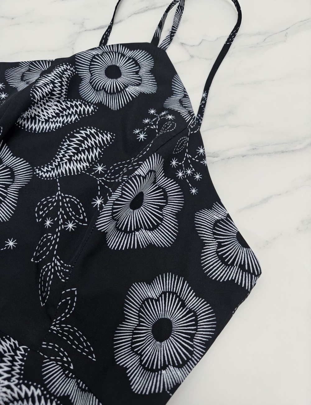 Printing elegant strapless halter vacation dress for women