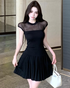 Short sleeve pleated tops hollow slim sweater a set