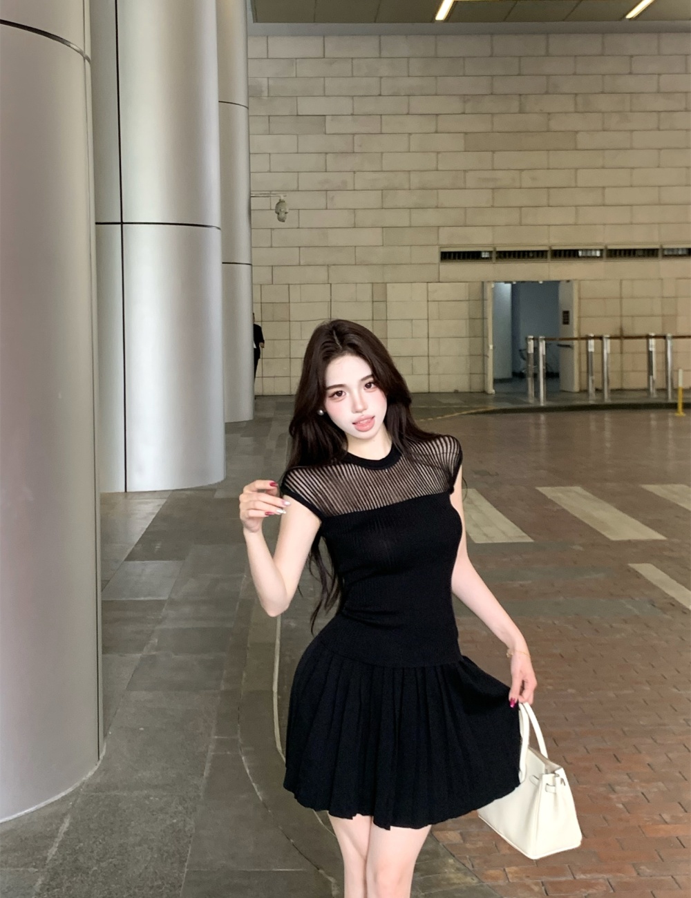 Short sleeve pleated tops hollow slim sweater a set