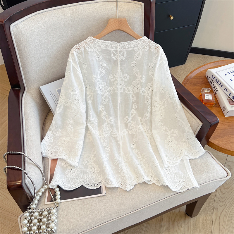 Summer large yard tops V-neck white shirt for women