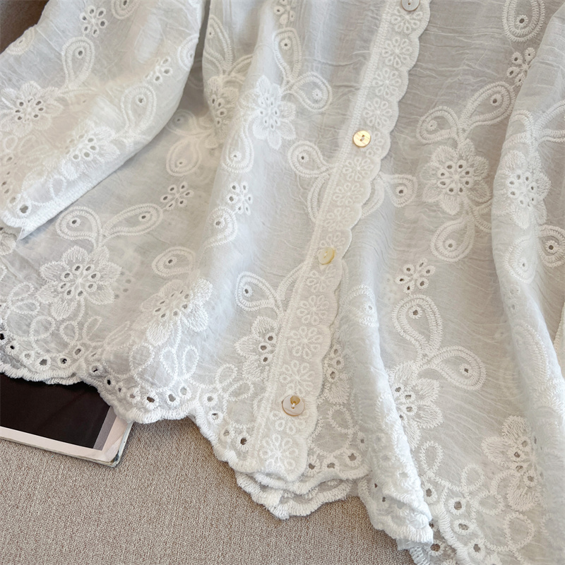 Summer large yard tops V-neck white shirt for women