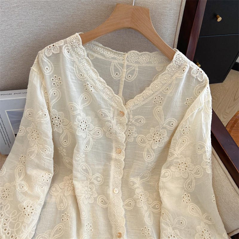 Summer large yard tops V-neck white shirt for women