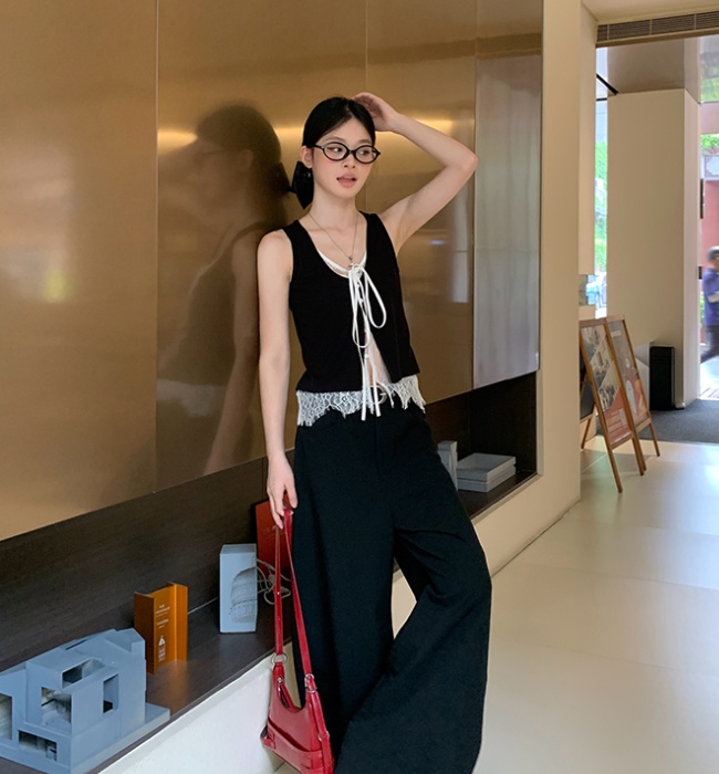 Sleeveless lace black tops Pseudo-two spicegirl vest