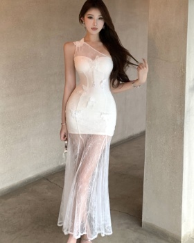 Spicegirl slim sloping shoulder lace chest pad dress