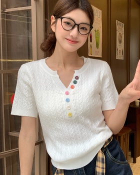 V-neck buckle sweet colors pullover summer sweater