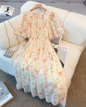 Vacation fat was white lady large yard seaside dress