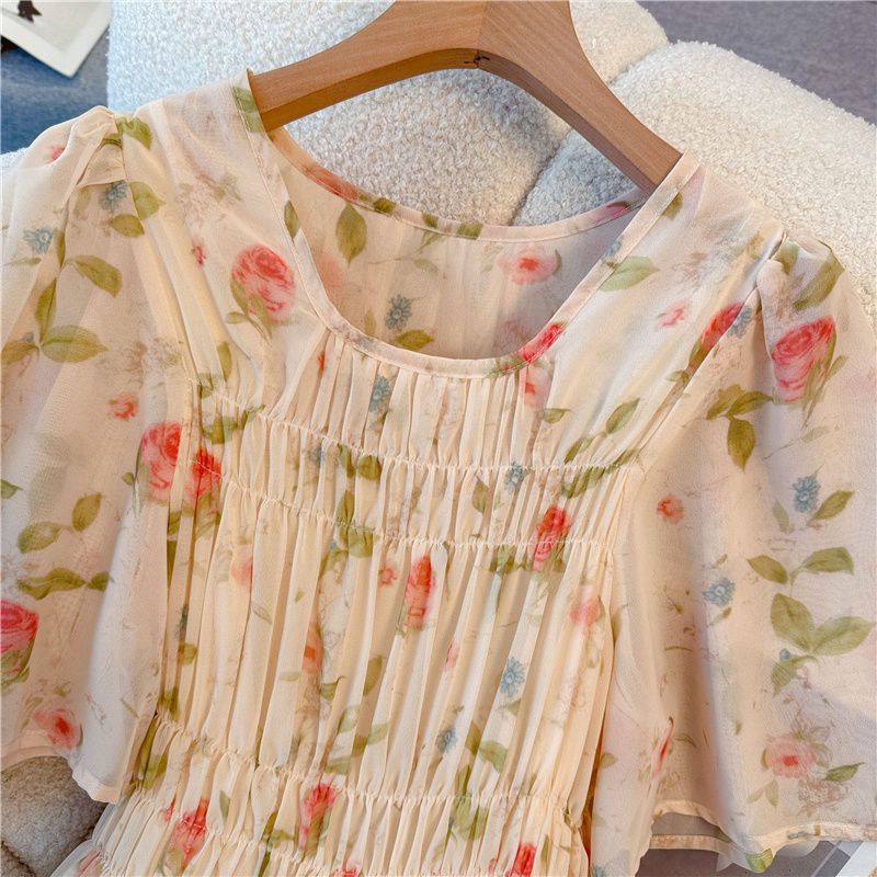 Vacation fat was white lady large yard seaside dress
