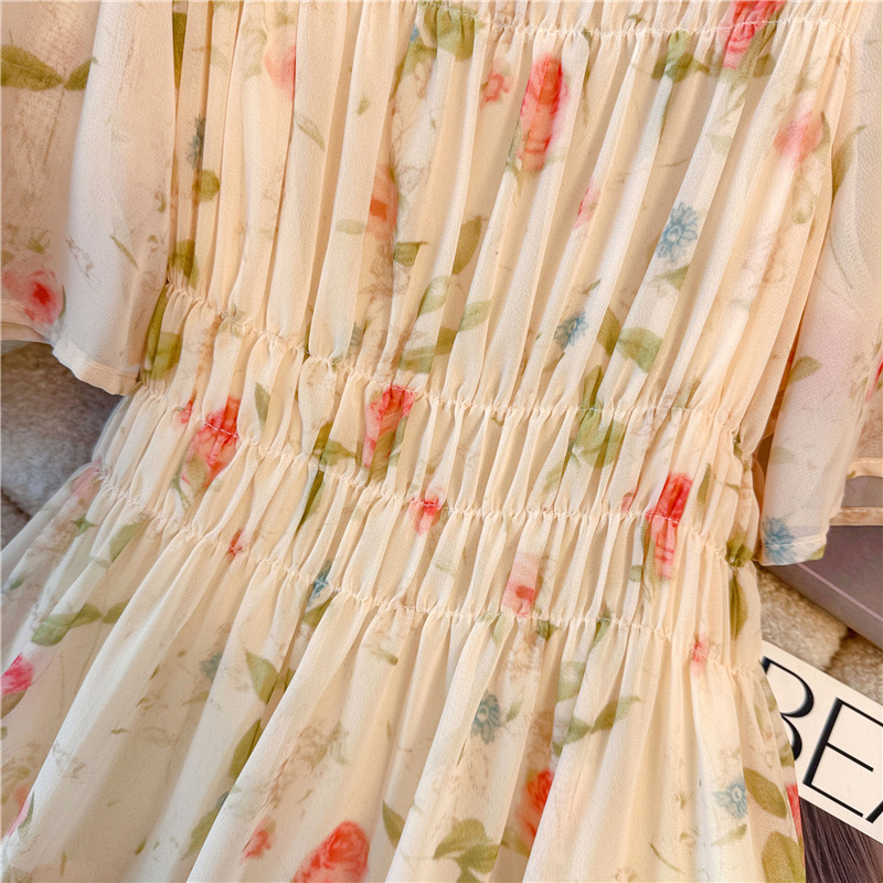 Vacation fat was white lady large yard seaside dress