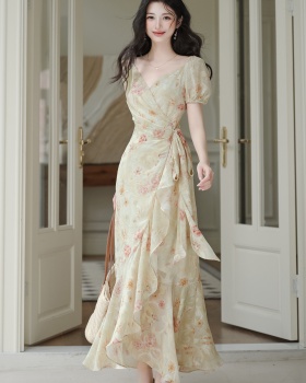 Pinched waist frenum short sleeve dress