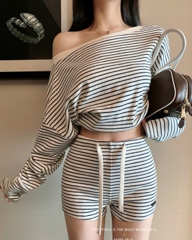 Long sleeve stripe tops spicegirl lazy shorts a set for women