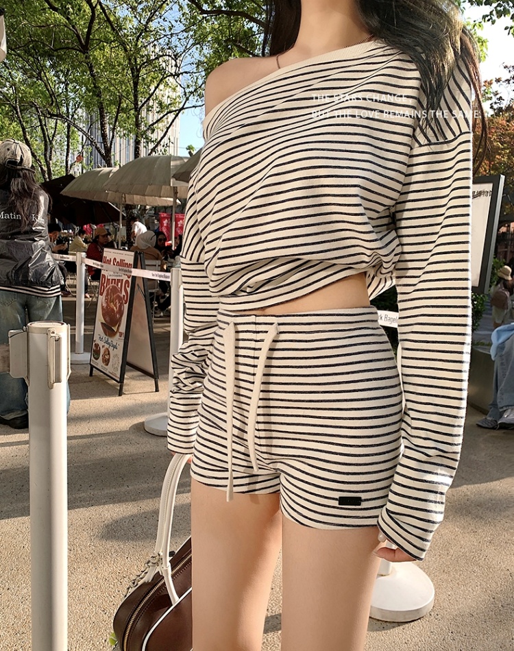 Long sleeve stripe tops spicegirl lazy shorts a set for women