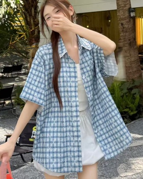 Lazy short sleeve bow shirt plaid commuting tops for women