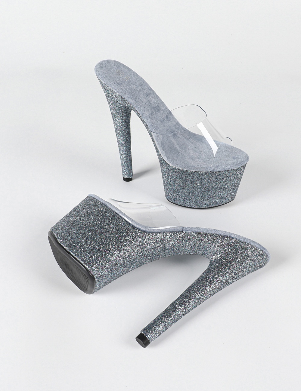 High-heeled very high sandals catwalk large yard shoes