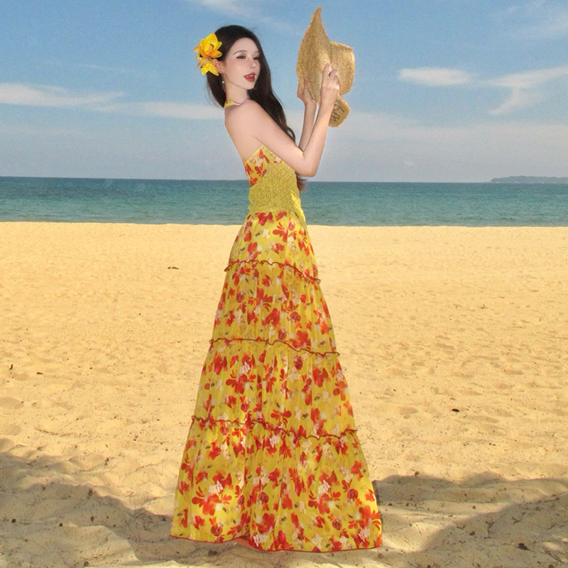 Half vacation sling long skirt floral halter tops a set