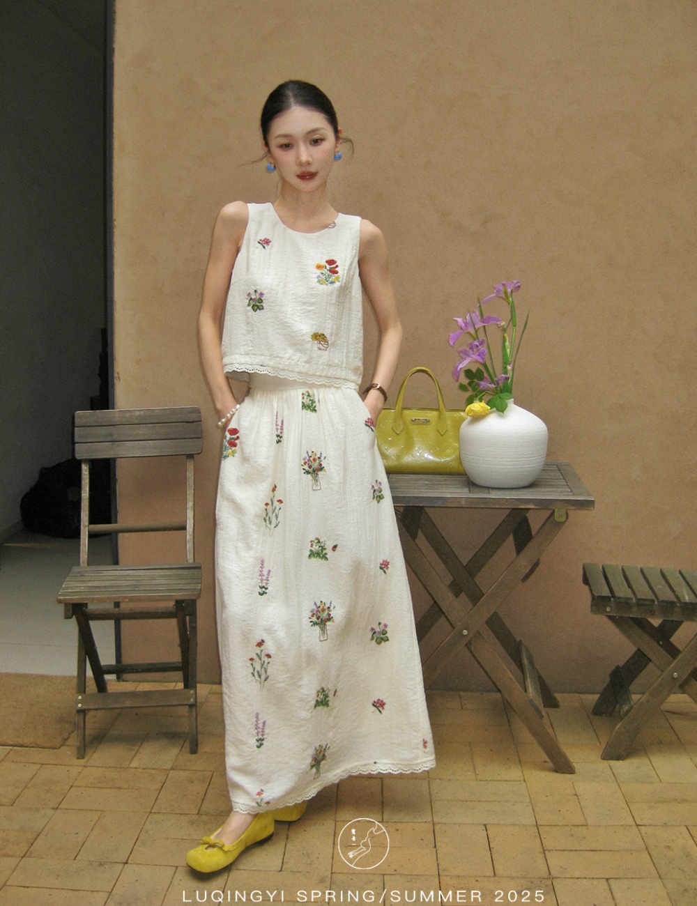 Embroidered summer T-shirt lazy flax skirt a set for women