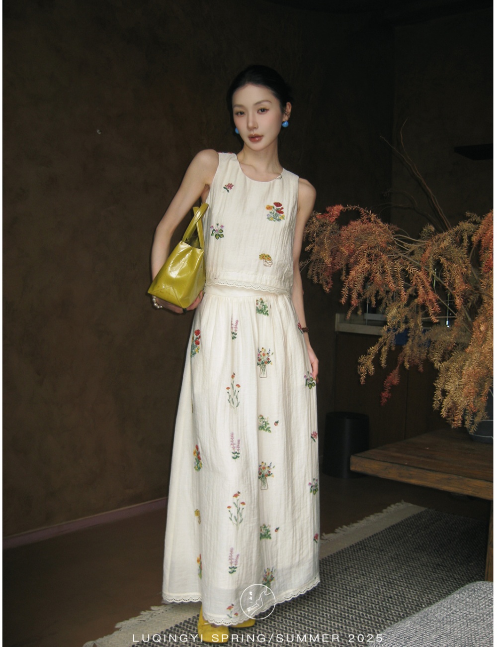 Embroidered summer T-shirt lazy flax skirt a set for women