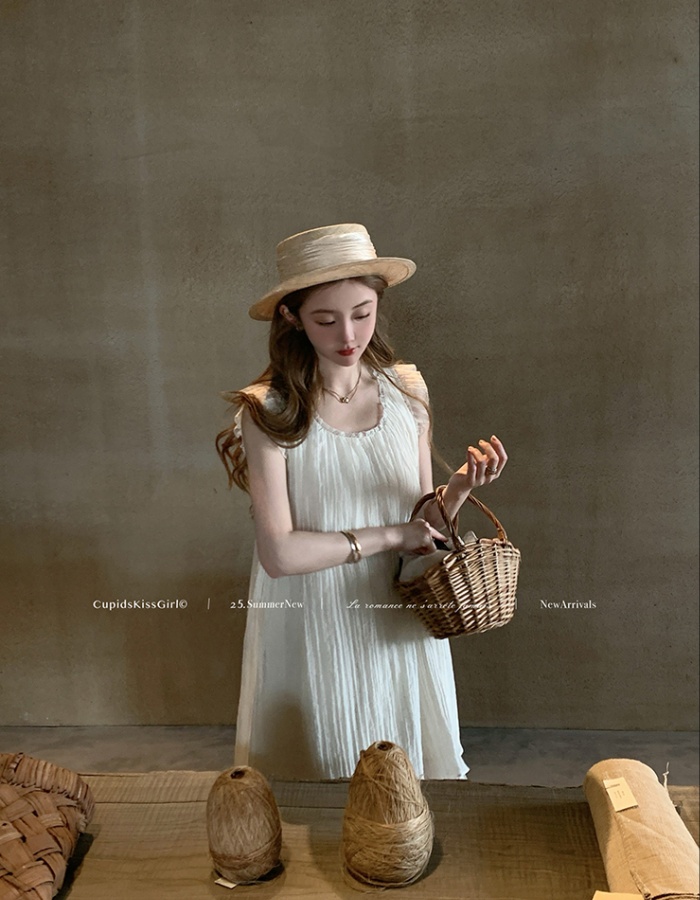 Short maiden boats sleeve dress