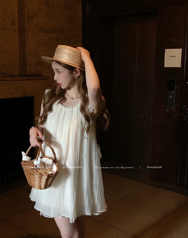 Short maiden boats sleeve dress