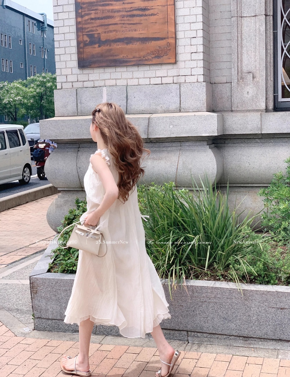 Long maiden boats sleeve dress