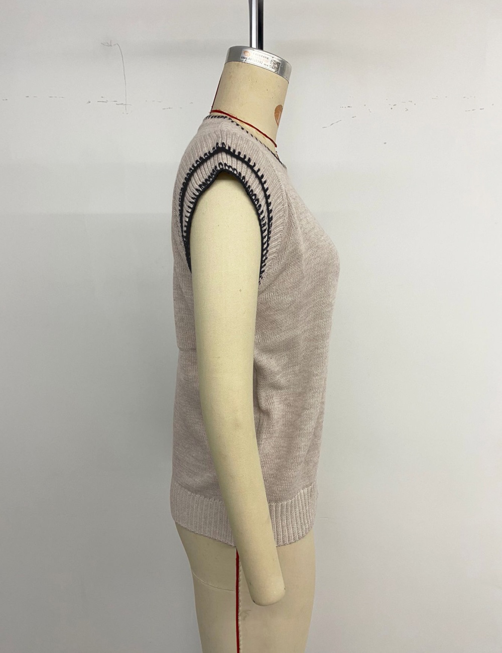 Sleeveless all-match vest round neck waistcoat