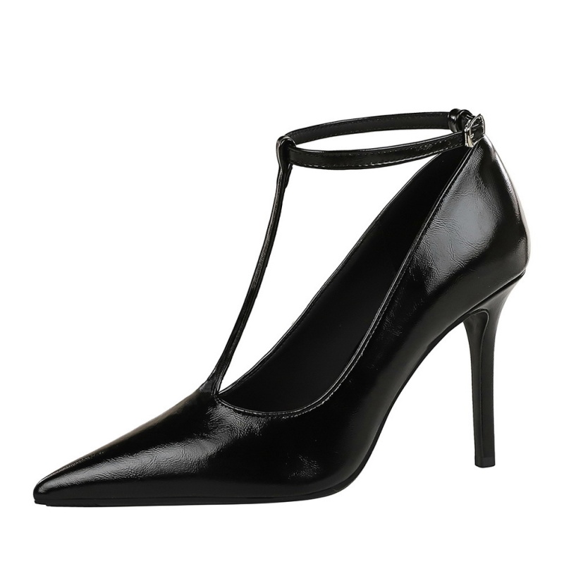 European style T-shirt high-heeled shoes for women