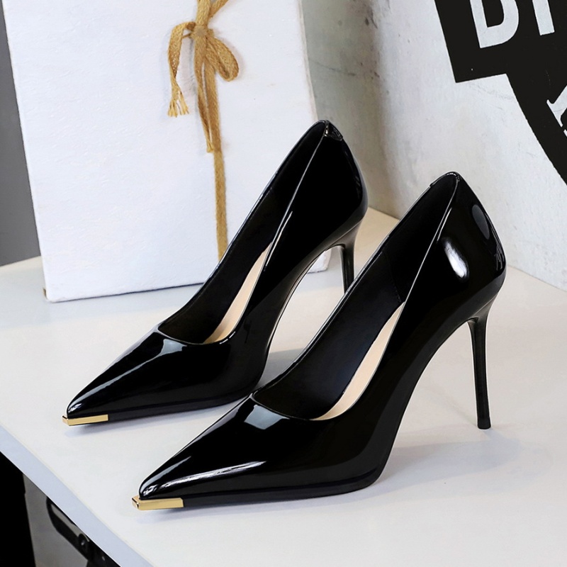 Glossy pointed shoes fine-root simple high-heeled shoes for women