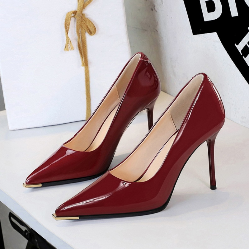 Glossy pointed shoes fine-root simple high-heeled shoes for women