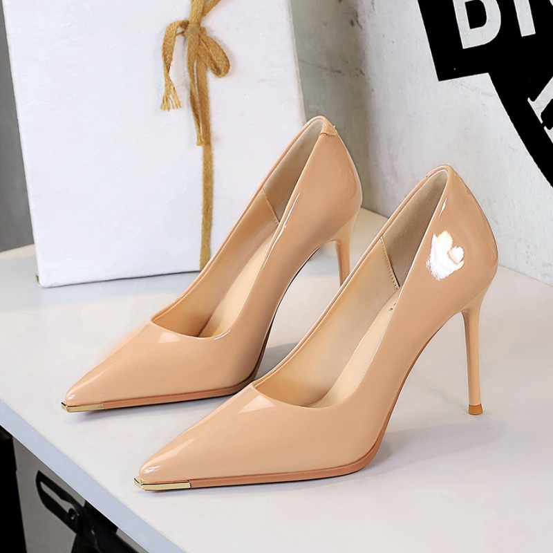 Glossy pointed shoes fine-root simple high-heeled shoes for women