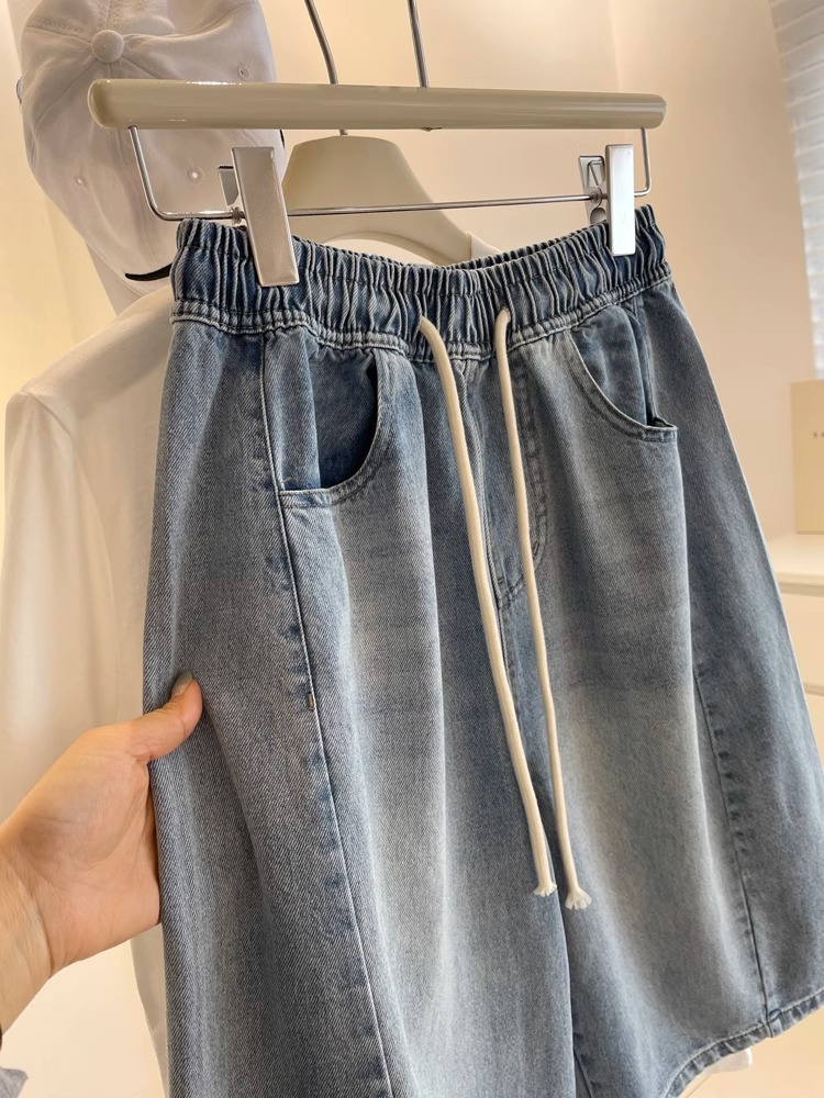 Slim light-blue five pants washed short jeans for women