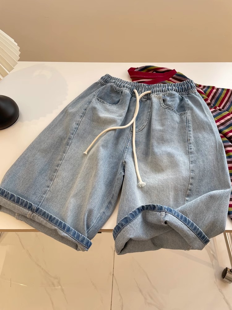 Slim light-blue five pants washed short jeans for women