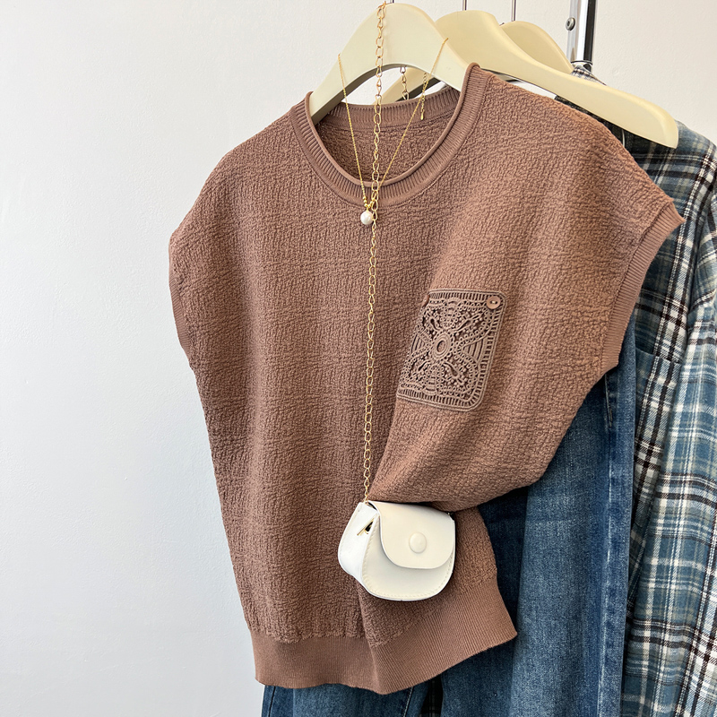 Short sleeve small shirt summer sweater for women