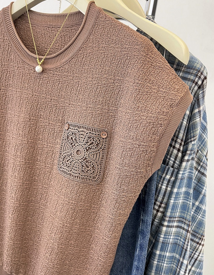 Short sleeve small shirt summer sweater for women