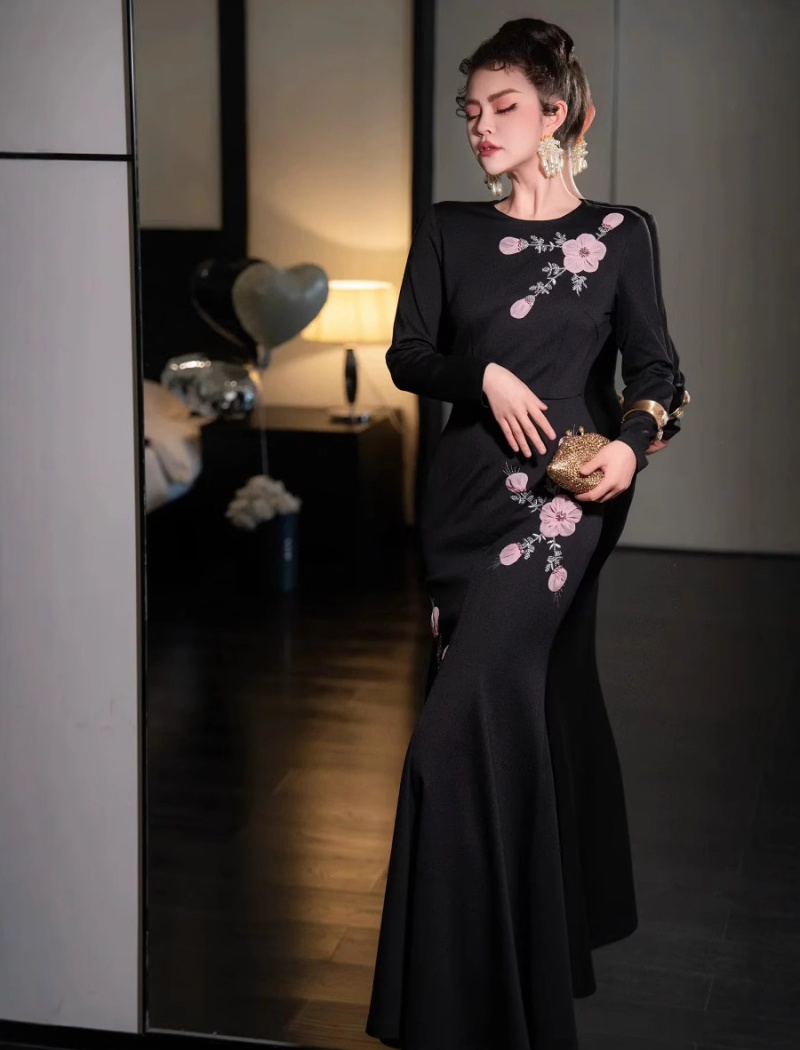 Mermaid temperament long sleeve sequins dress for women