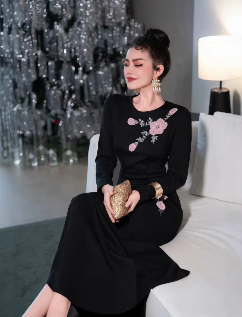 Mermaid temperament long sleeve sequins dress for women