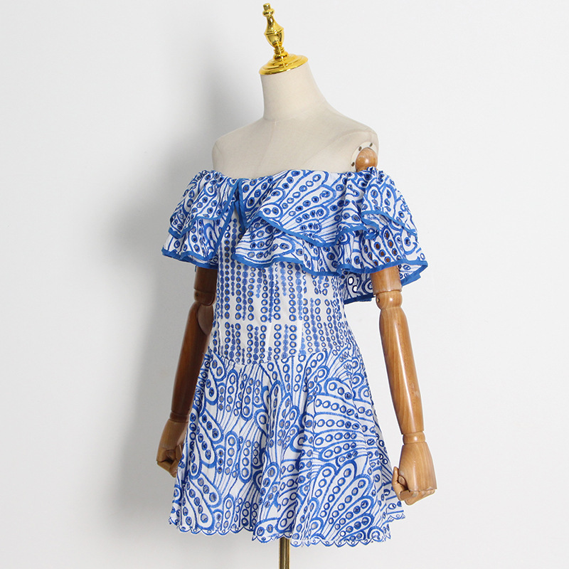 Elegant embroidery dress temperament pinched waist T-back