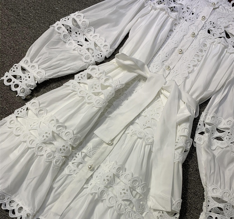 Stereoscopic loose light luxury spring hollow dress