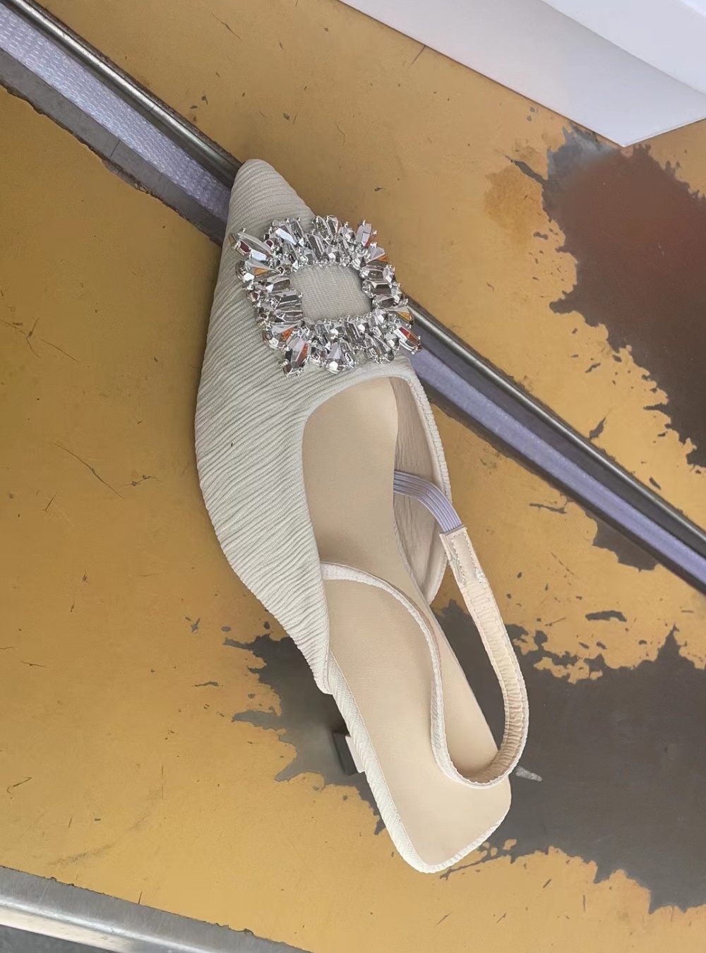 Pointed side buckle sandals fine-root shoes for women